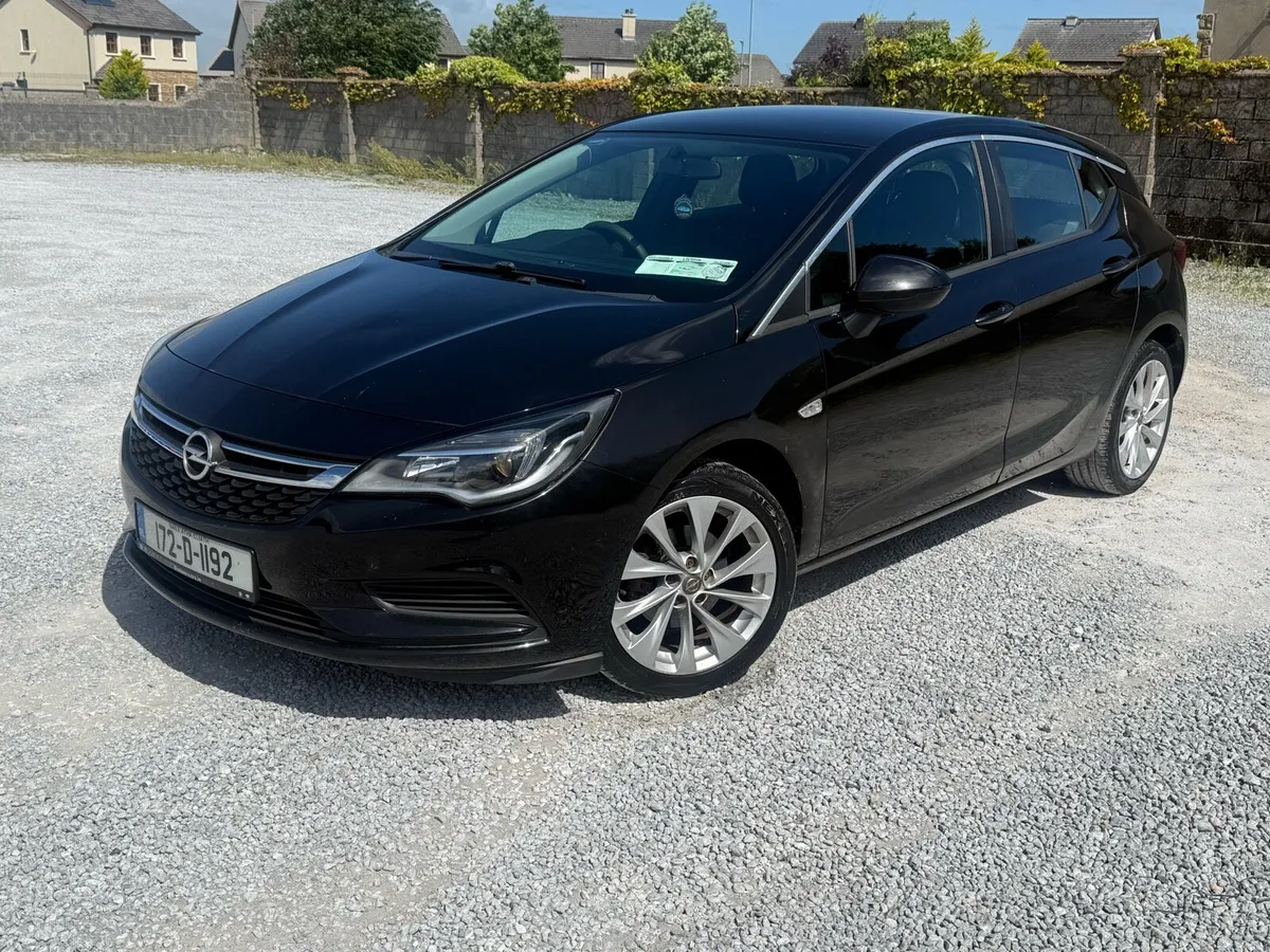 2017 Opel Astra 1.0 Petrol NCT 06/27 - Image 1