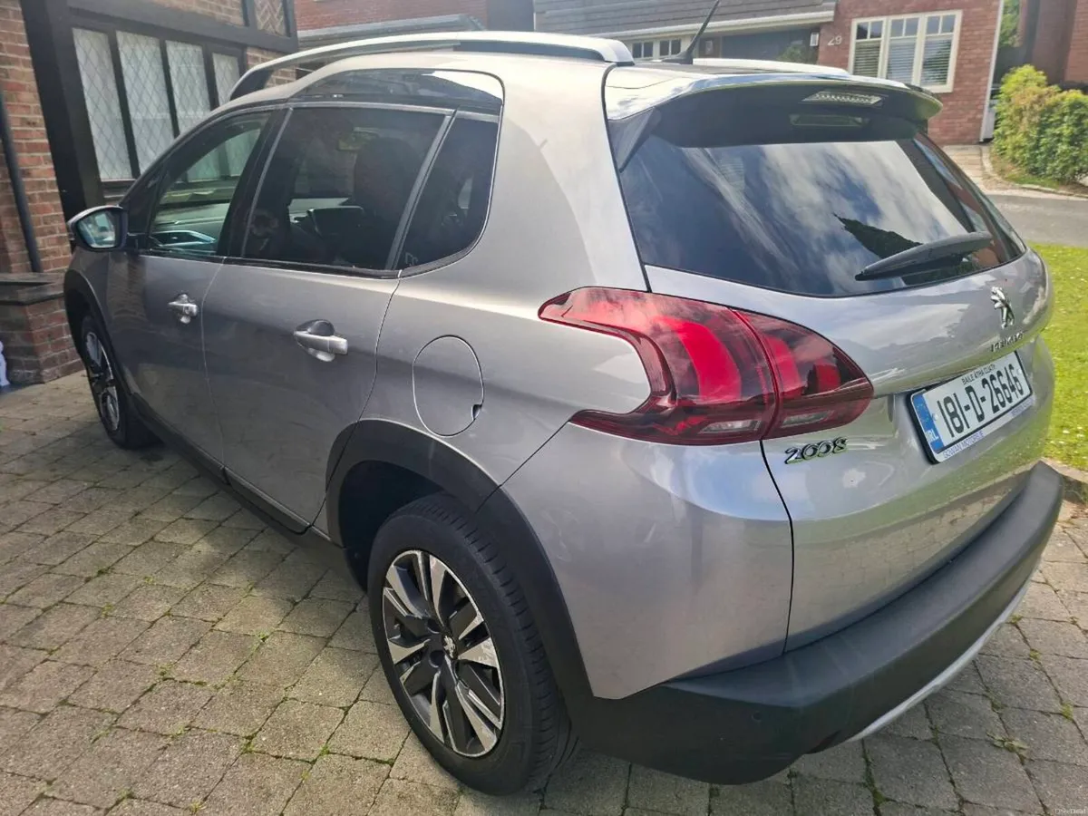 PEUGEOT  2008 1.2 PETROL 2018 ONLY 102000 KLMS - Image 4