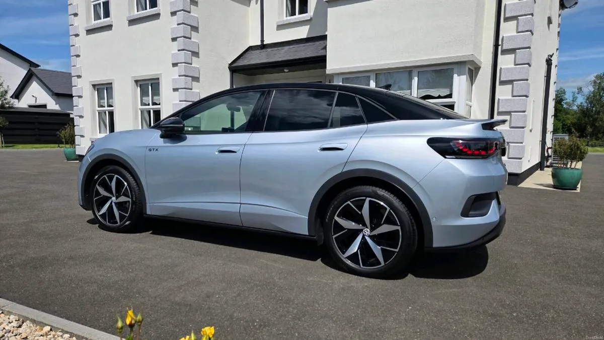 Volkswagen ID.5 2025 GTX Plus 340HP AWD - Image 1