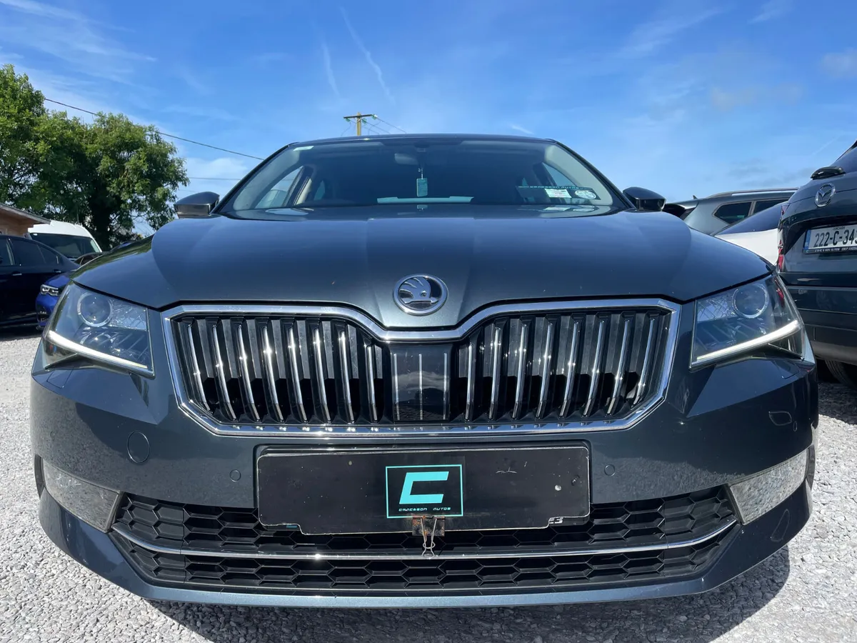Skoda Superb - Image 4