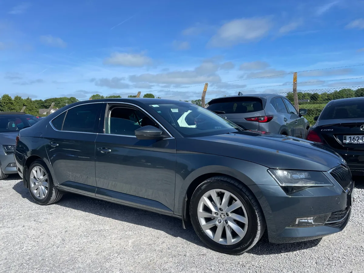 Skoda Superb - Image 1