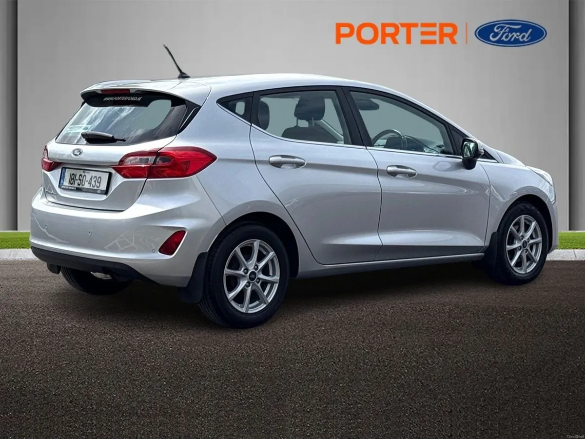 Ford Fiesta 1.1L 85 PS Titanium - Image 3