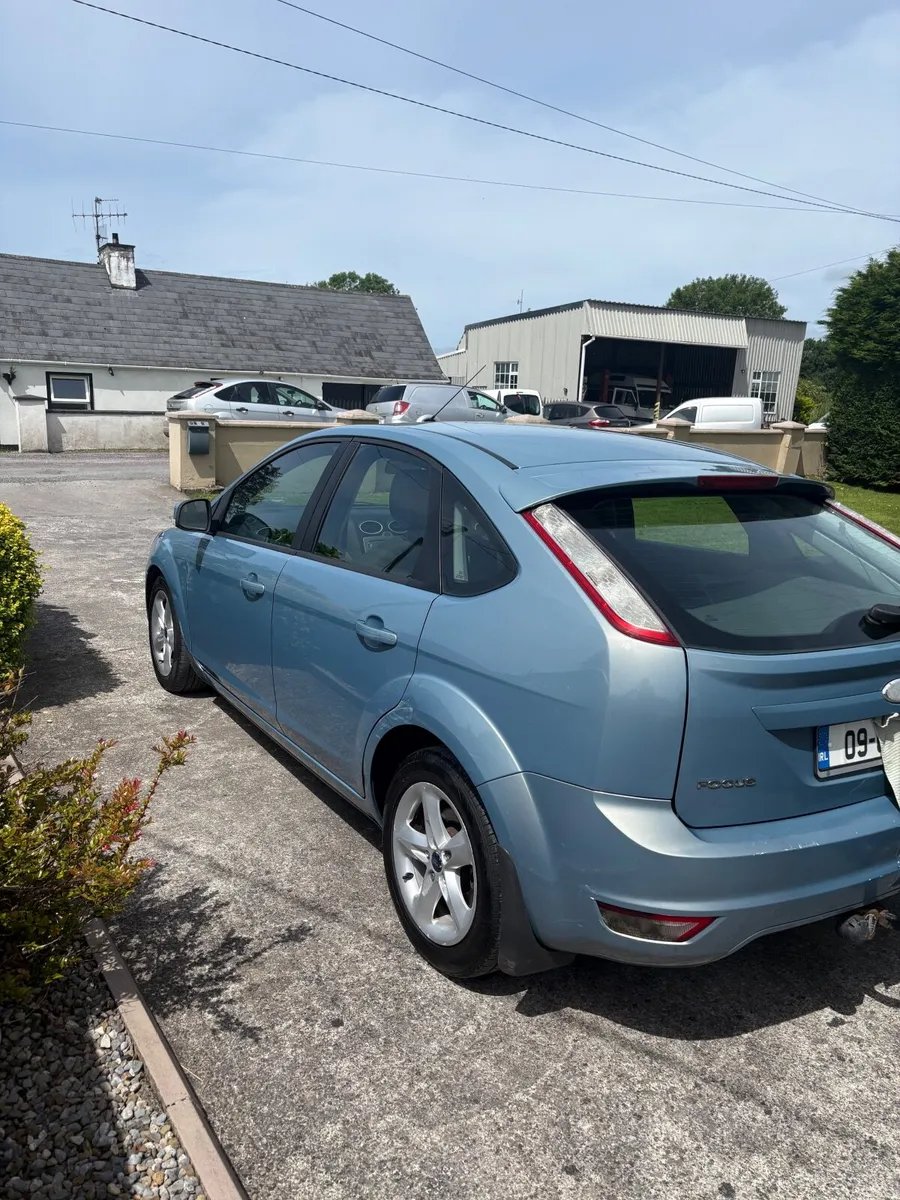 Ford Focus 2009 - Image 3