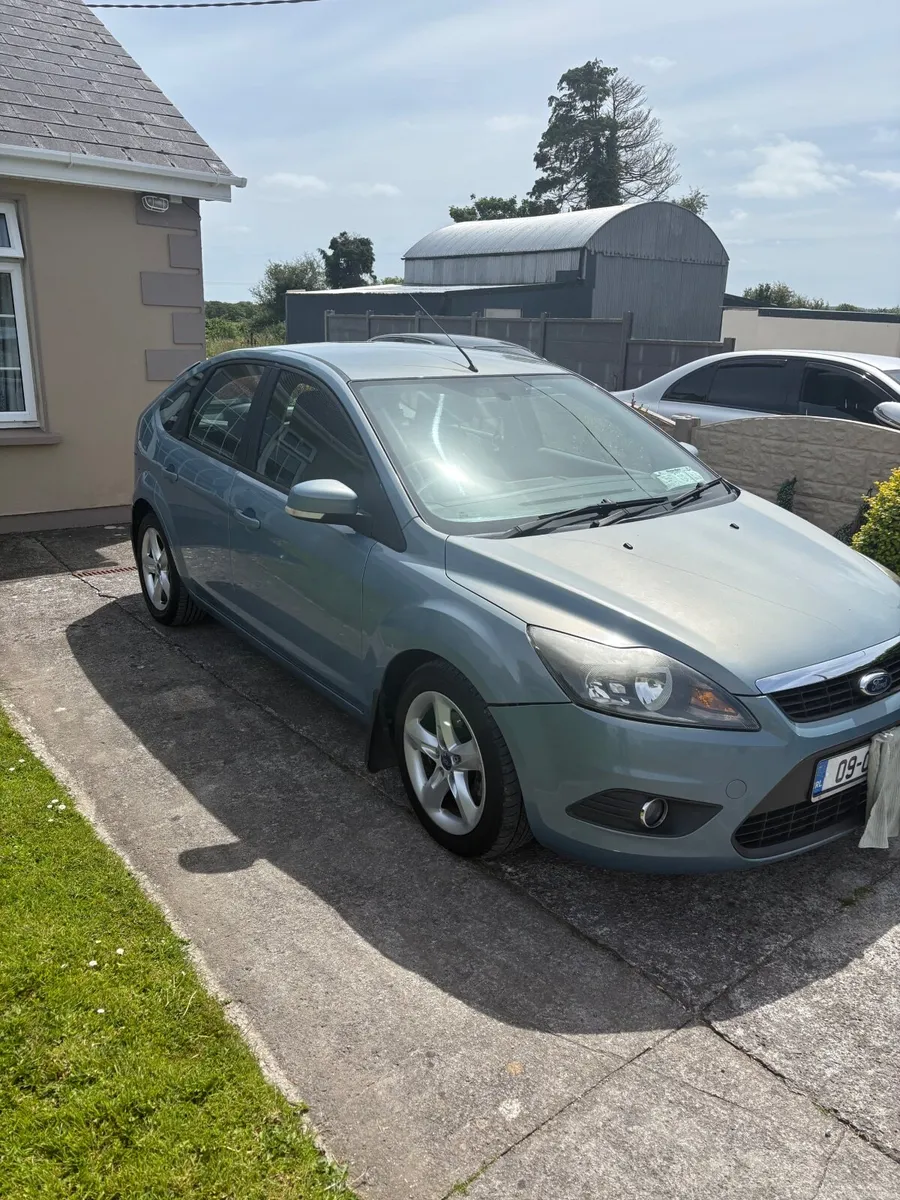 Ford Focus 2009 - Image 1