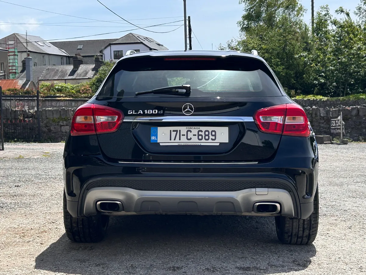Mercedes-Benz GLA 2017 AMG line - Image 5