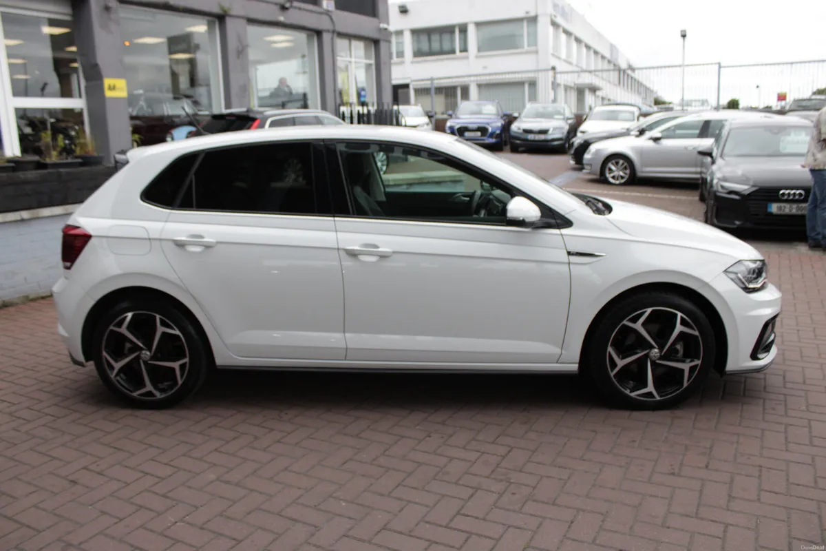 1.5TSI R-LINE DYNAMIQUE  EDITION  5DR HATCHBACK AU - Image 3