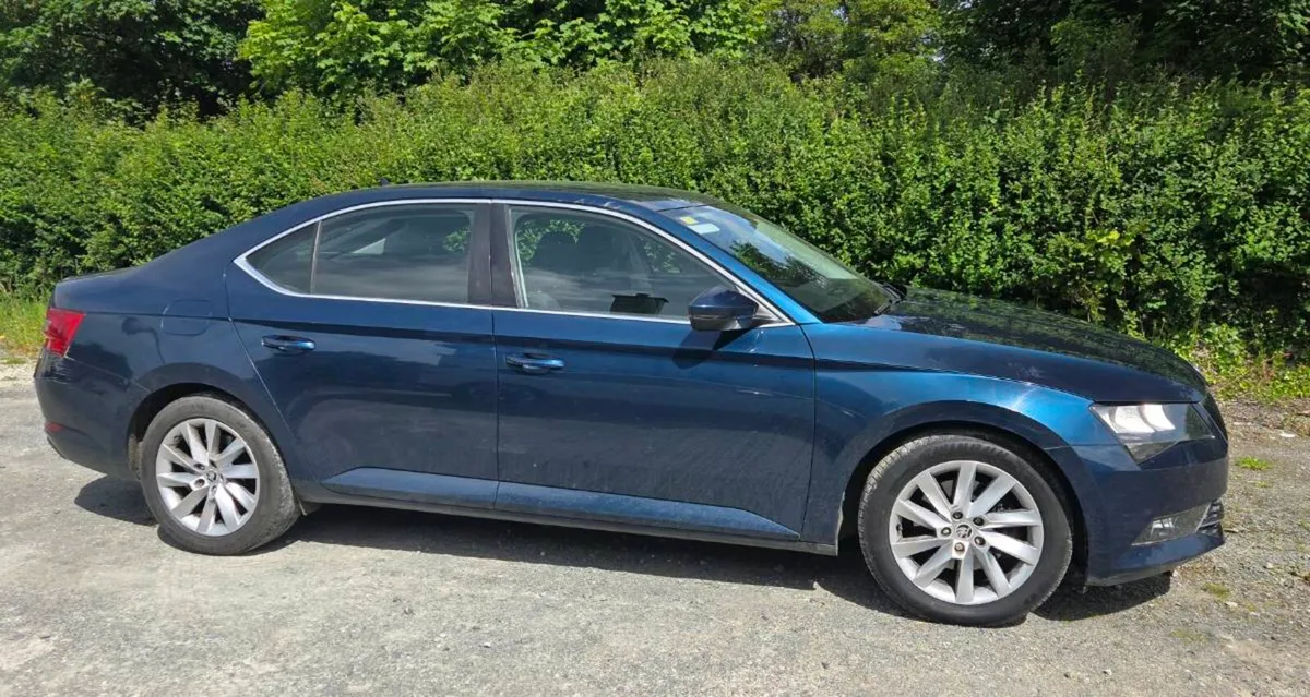 Skoda superb - Image 1