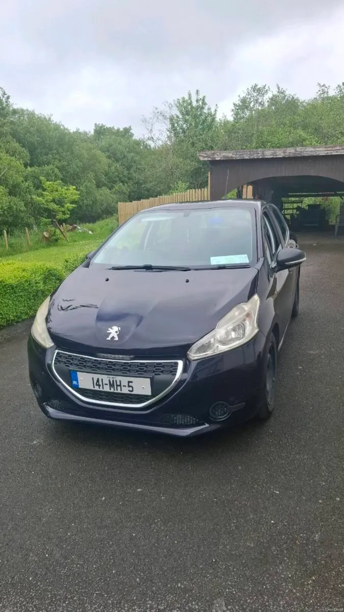 Peugeot 208 - Image 2