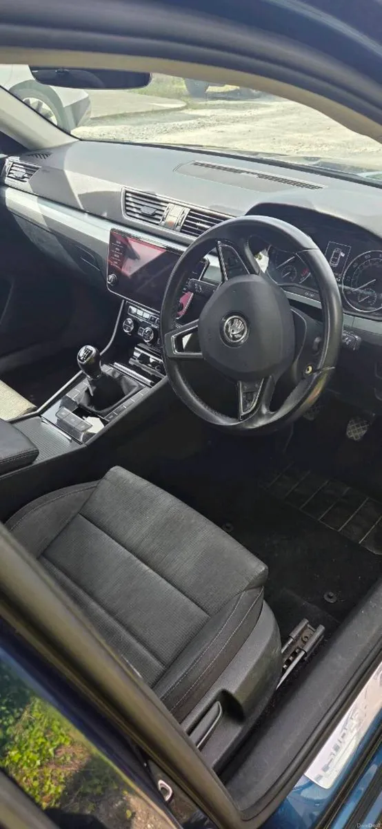 Skoda superb - Image 6