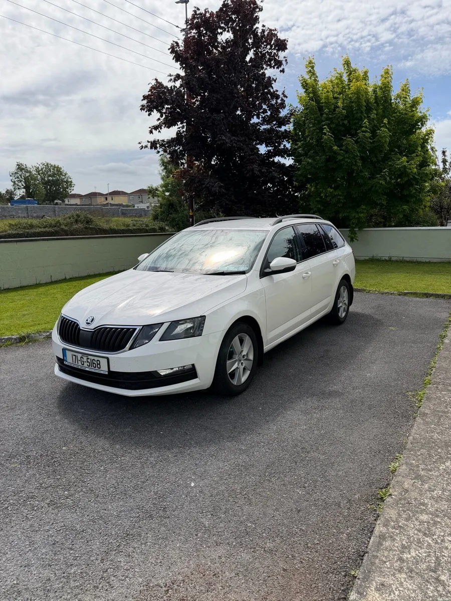 2017 Skoda Octavia - Image 4