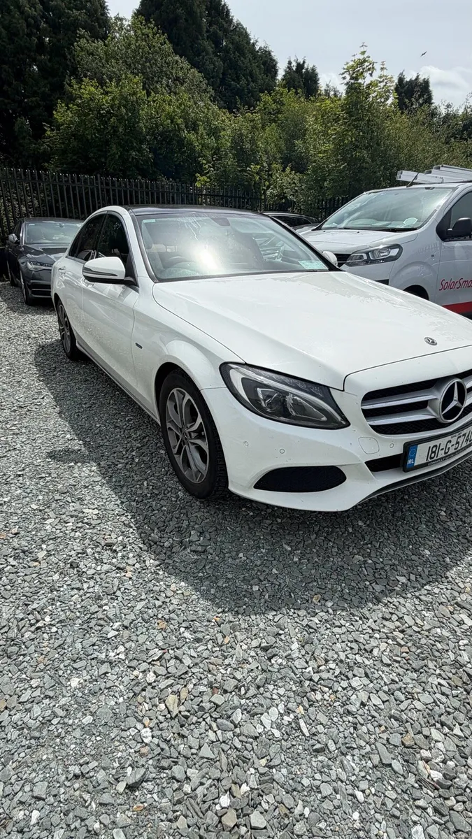 Mercedes Benz C Class Premium - Image 3