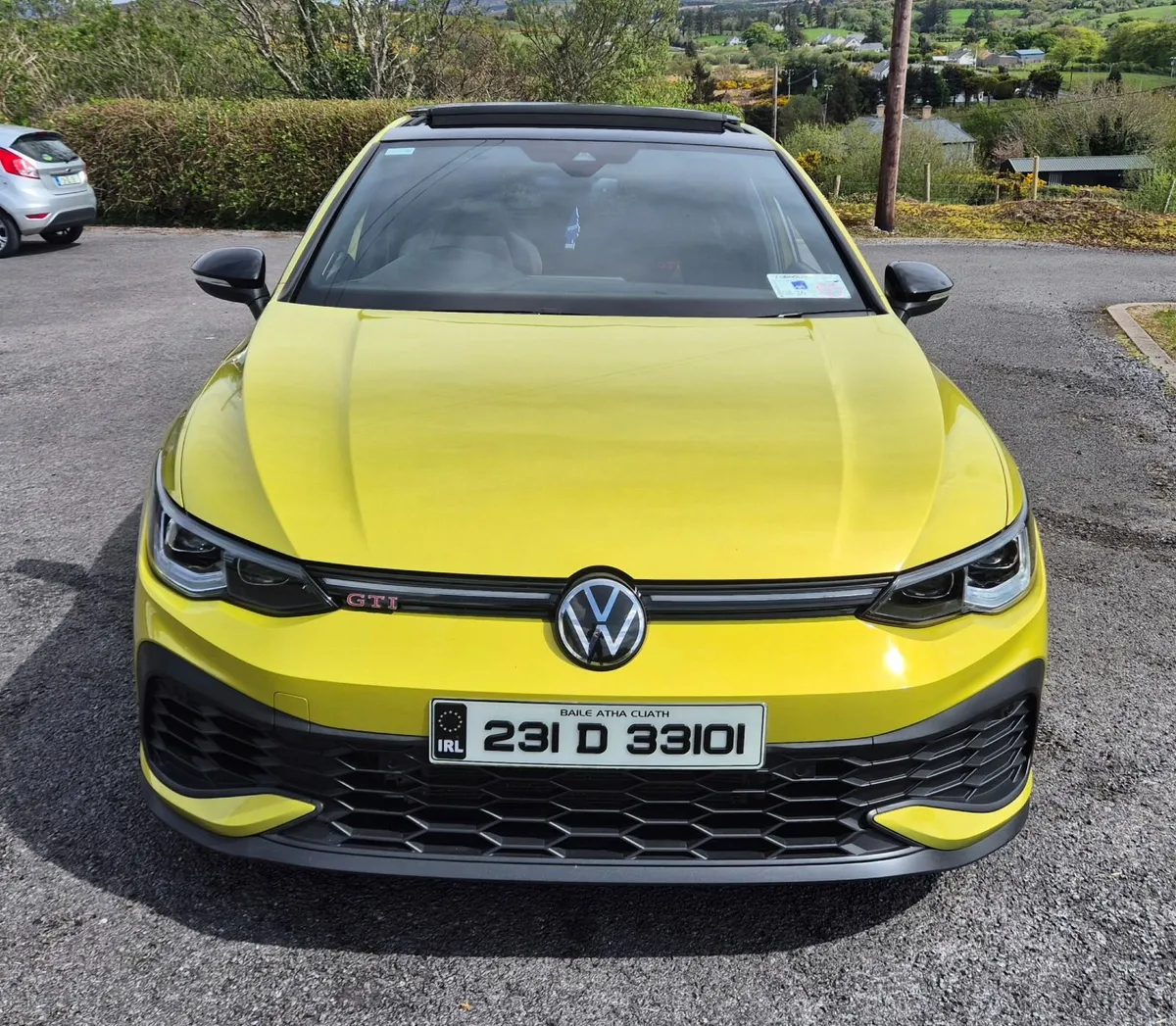 2023 Volkswagen Golf GTI CLUBSPORT 2.0 TSI 300HP - Image 2