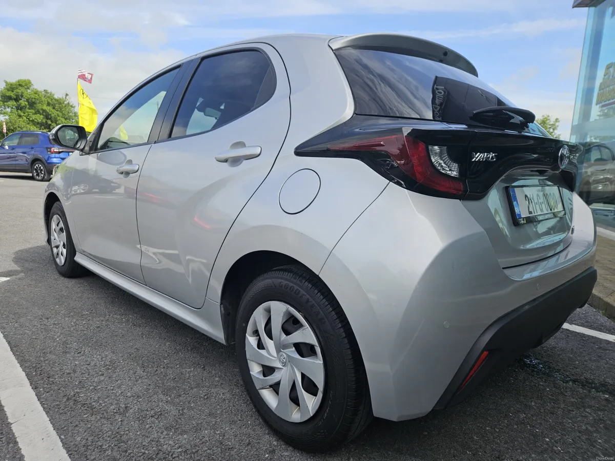 Toyota Yaris 2021 1.0L Petrol Auto - Image 6