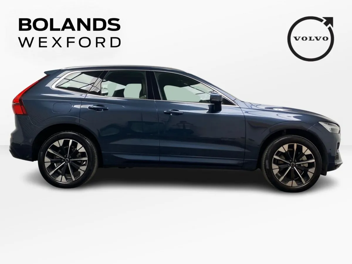 Volvo XC60 Plus Bright T6 PHEV Denim Blue - Image 4