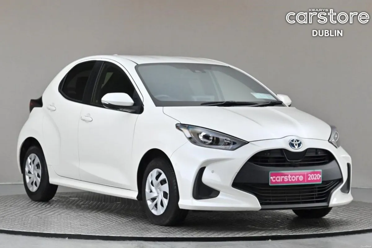 Toyota Yaris 1.5 PETROL HYBRID **REVERSE CAM**PARK - Image 1