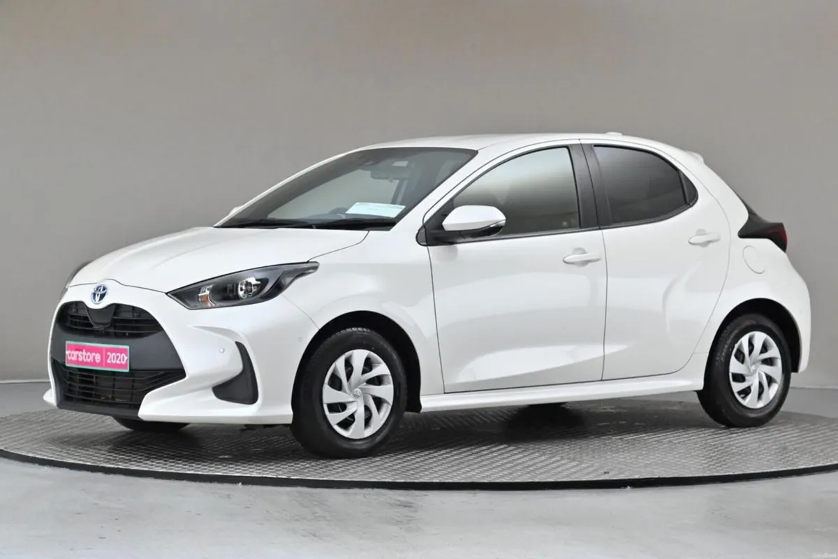 Toyota Yaris 1.5 PETROL HYBRID **REVERSE CAM**PARK - Image 4