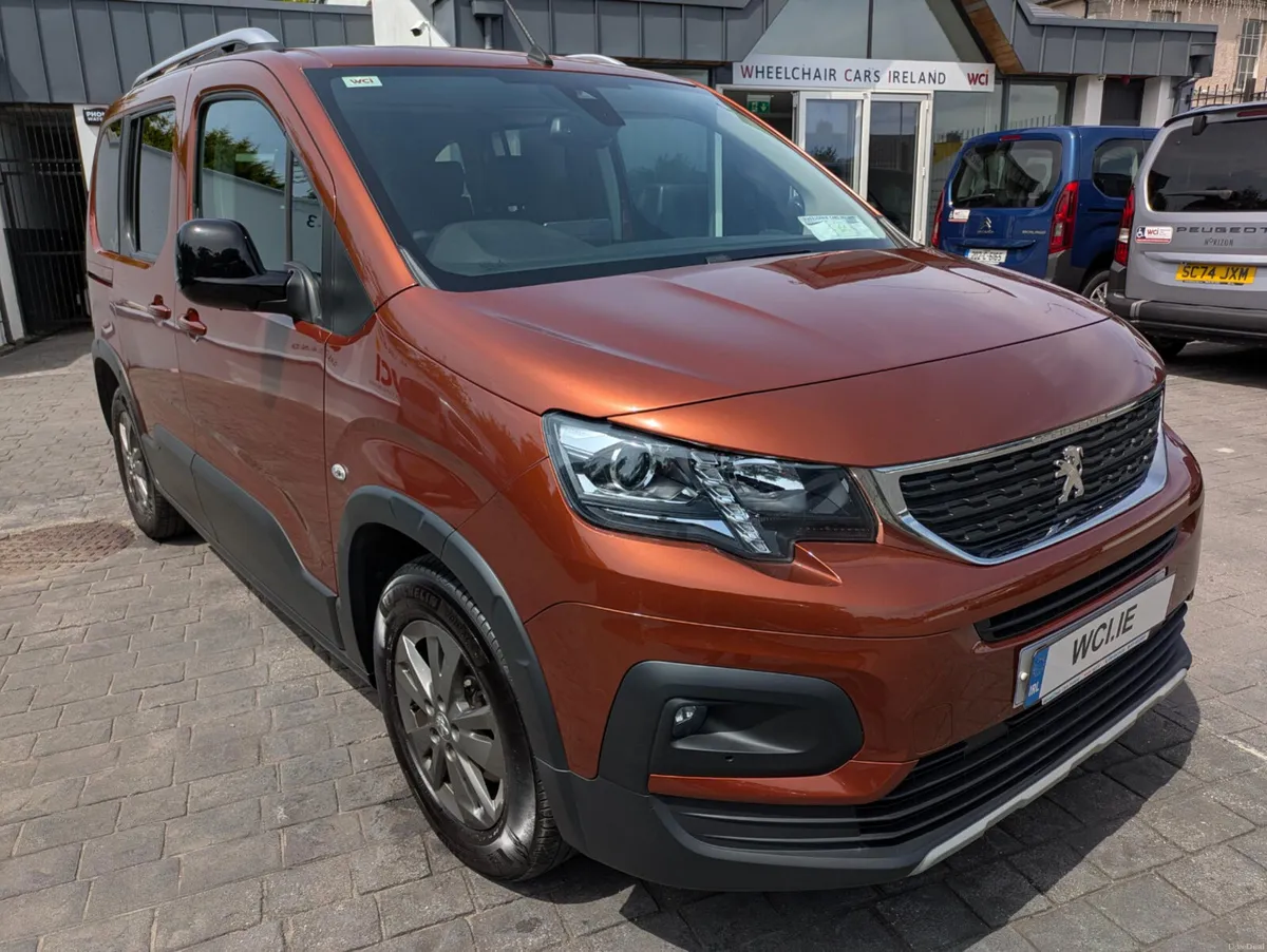 Peugeot Rifter 1.5 Diesel  – Wheelchair Accessible - Image 3