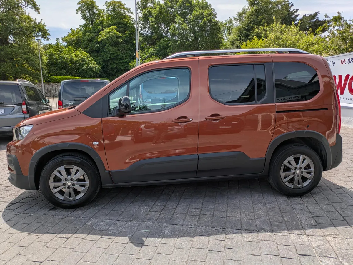 Peugeot Rifter 1.5 Diesel  – Wheelchair Accessible - Image 6