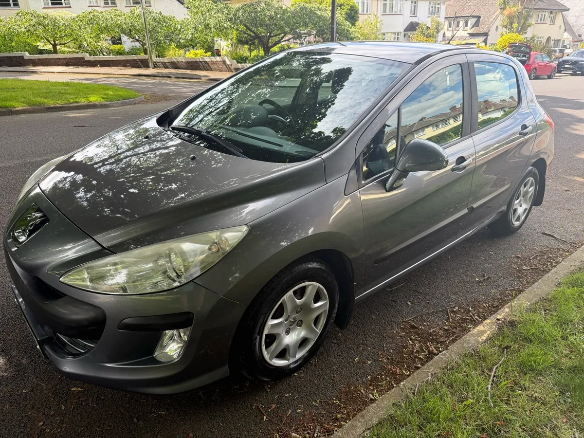 2011 Peugeot 308  AUTOMATIC  LOW KMS - Image 2