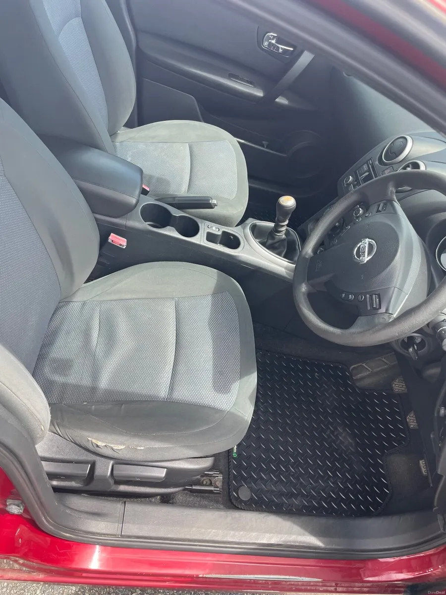Nissan Qashqai 2012 FRESH NCT Till 05-27 - Image 3