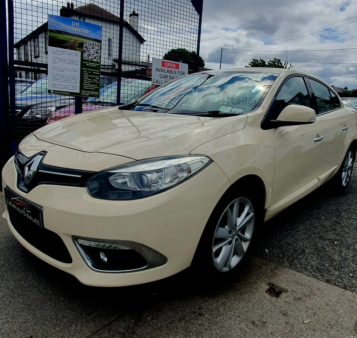 Renault Fluence 2015 - Image 1