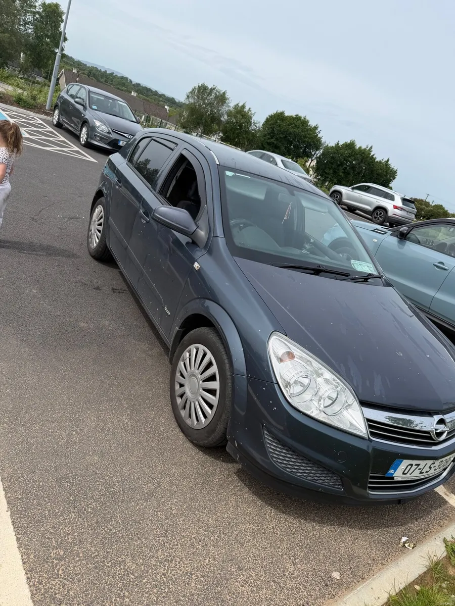 Opel Astra 2007 - Image 1