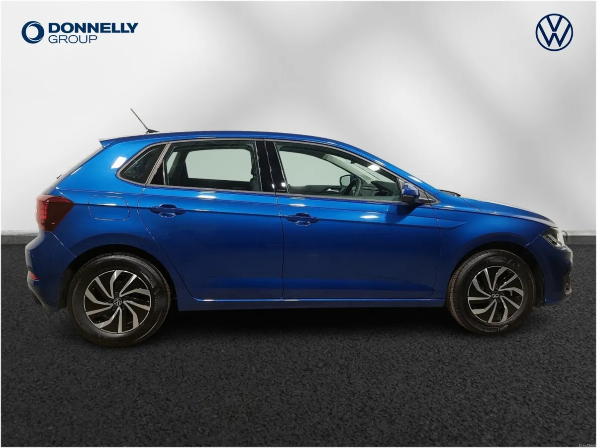 Volkswagen Polo Hatchback Life - Image 4