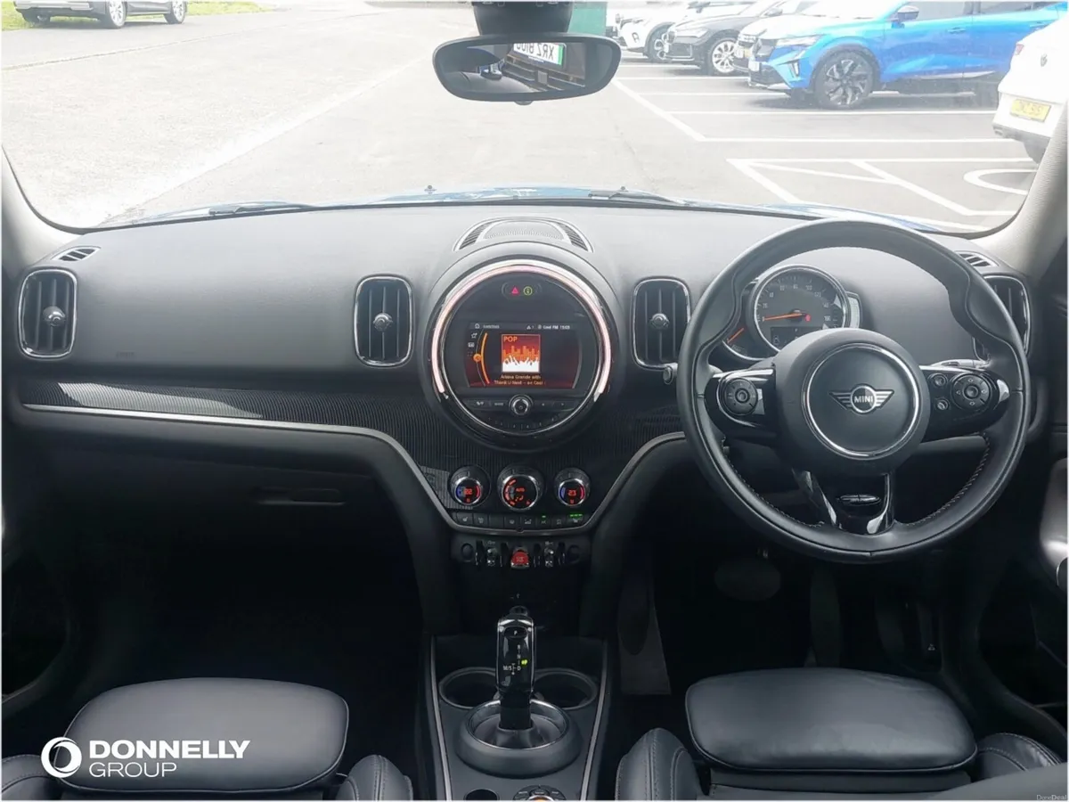 MINI Countryman Hatchback Cooper Exclusive - Image 4