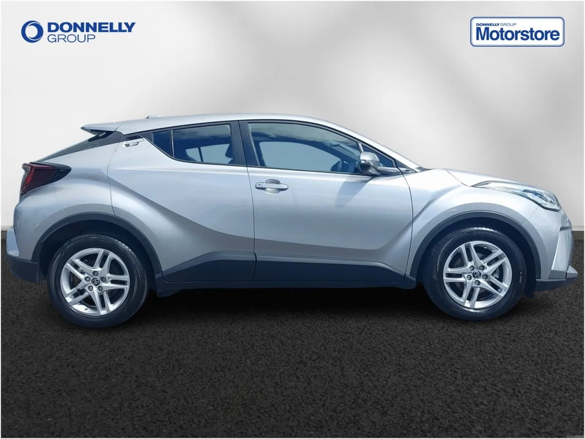 Toyota C-HR C-Hr Hatchback Icon - Image 3