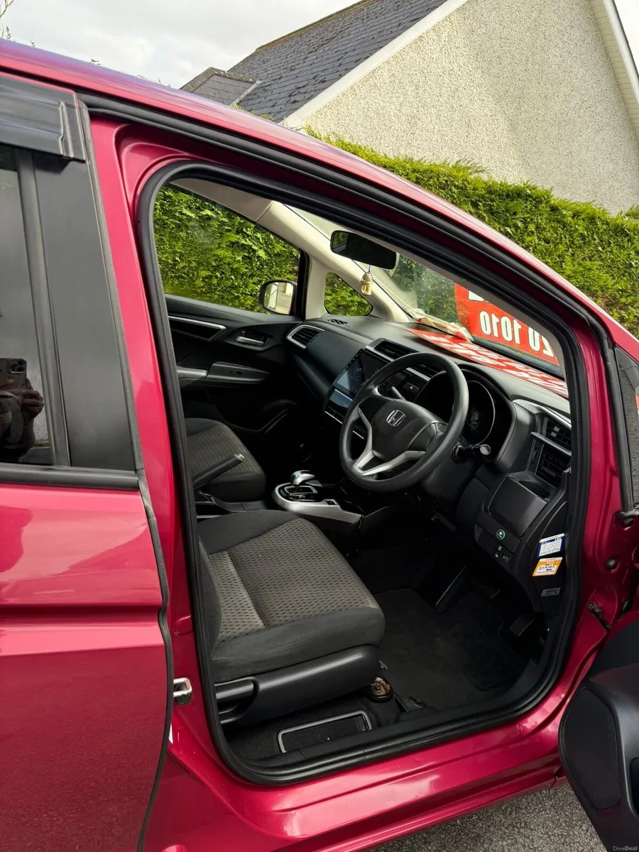 Honda Fit Low Km - Image 5