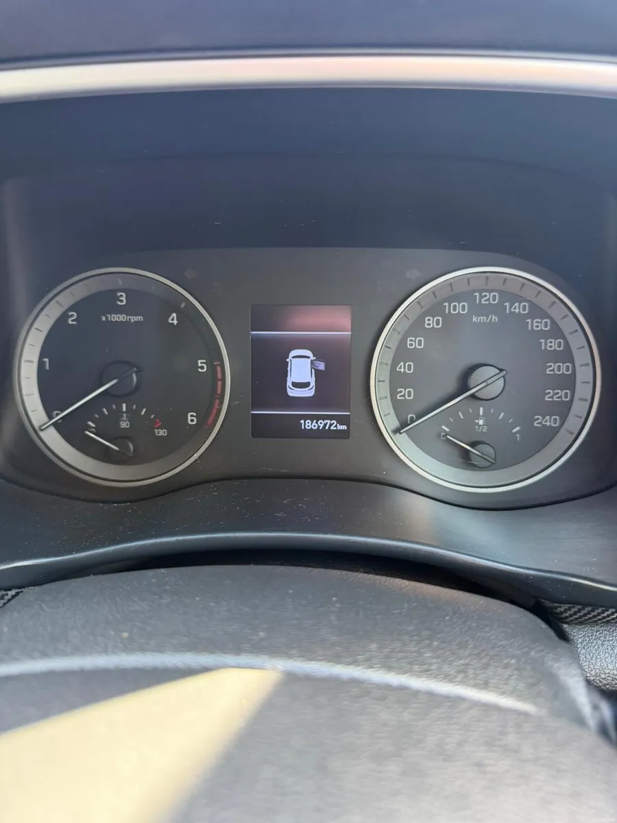 Hyundai Tucson 2020 1.6 Diesel- NCT 02/2028 - Image 4