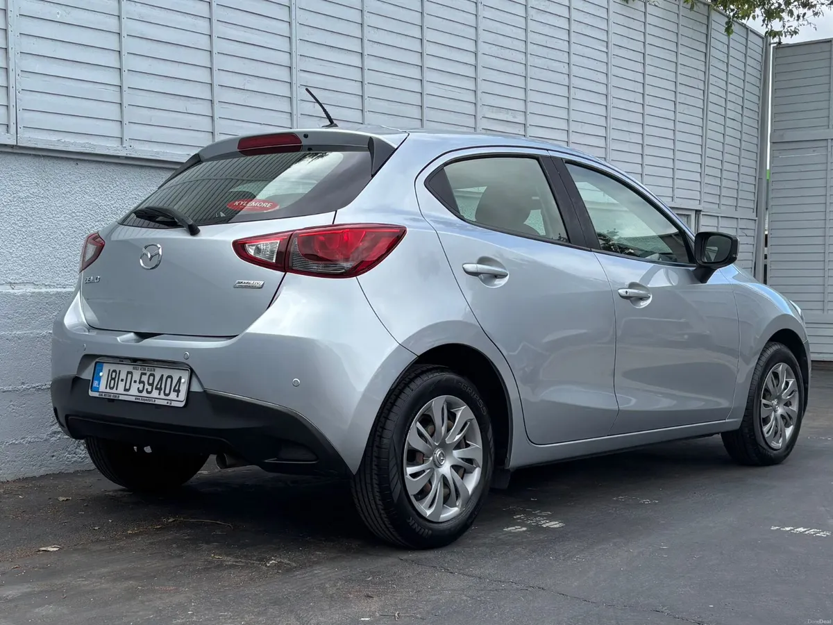 MAZDA DEMIO 2018/ APPLE / AUTO / CAMERA /NCT 06-28 - Image 3
