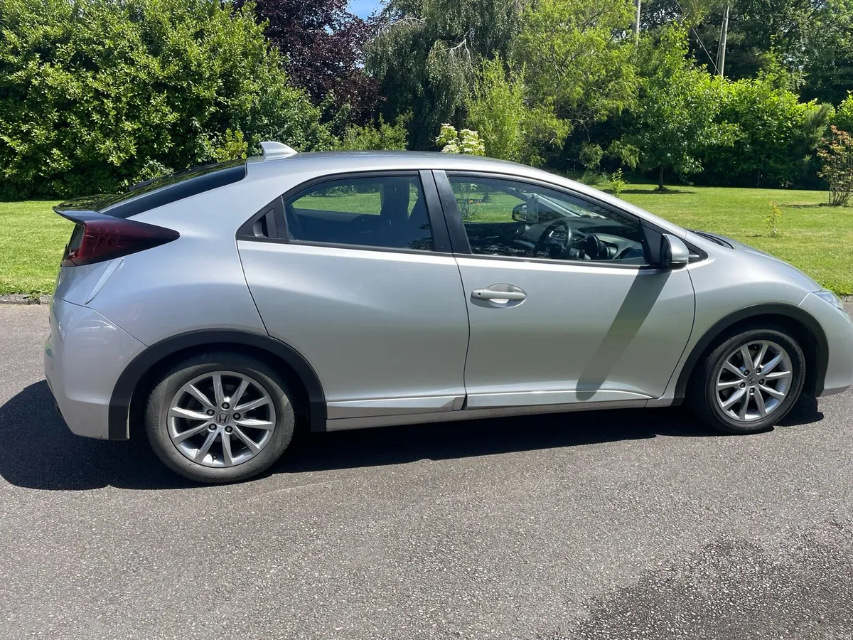 Honda Civic - Image 2