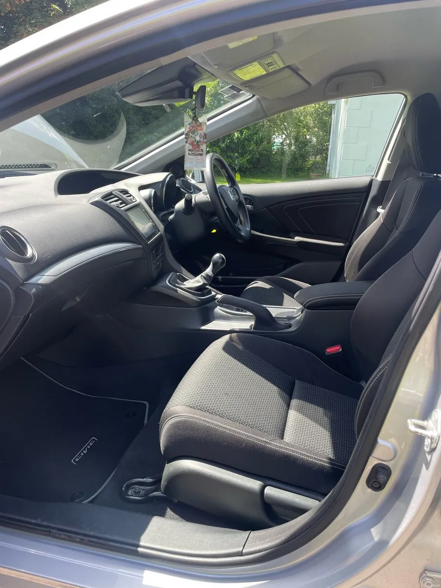Honda Civic - Image 4