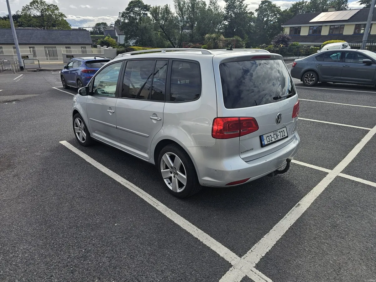 2013 Volkswagen Touran - Image 4