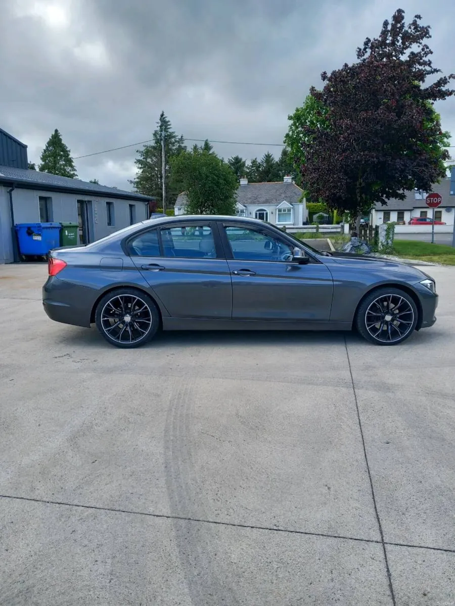 BMW 320d f30 - Image 4