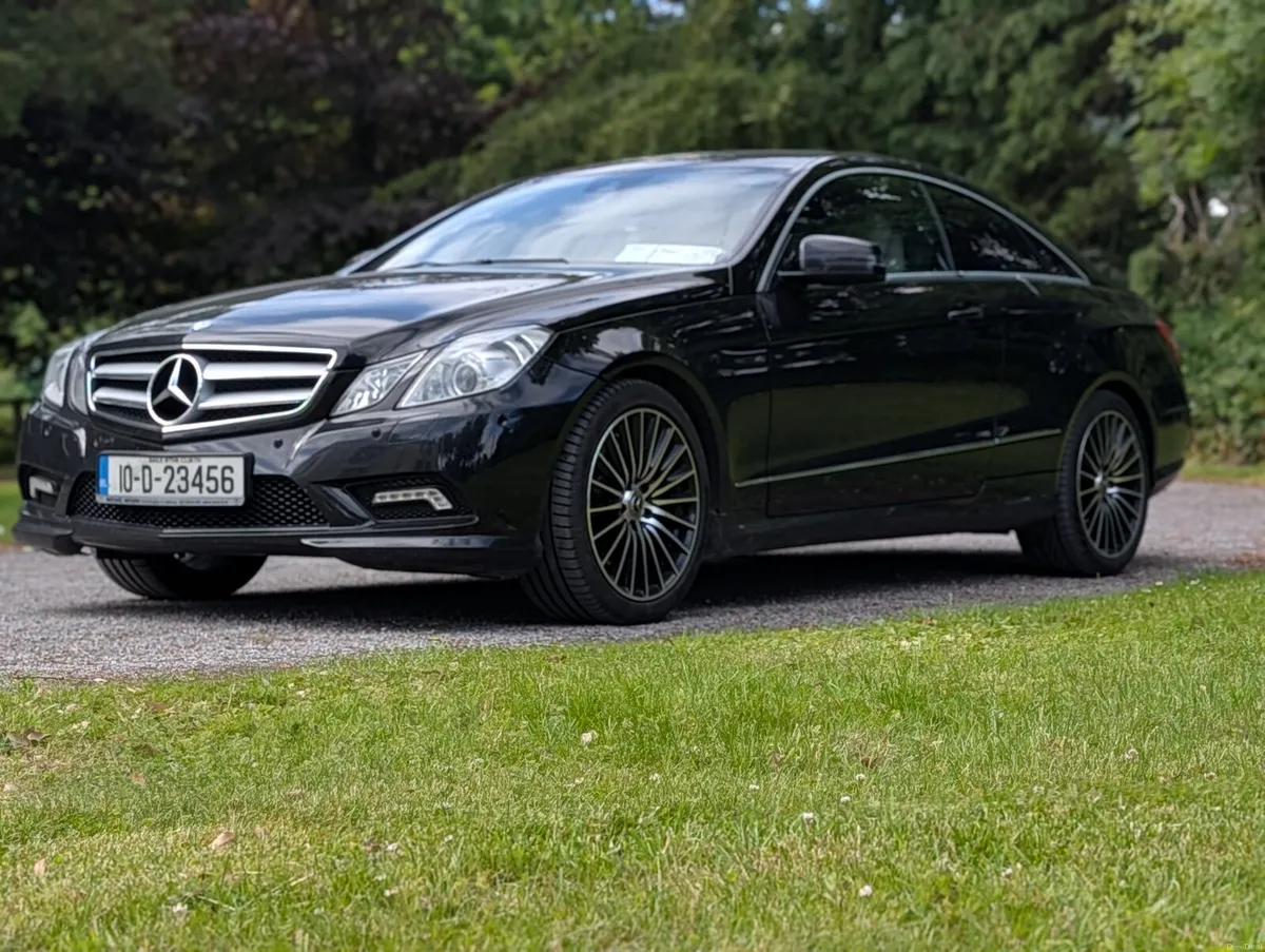 10 MB E-250 coupe 2.1 Diesel Automatic - Image 3