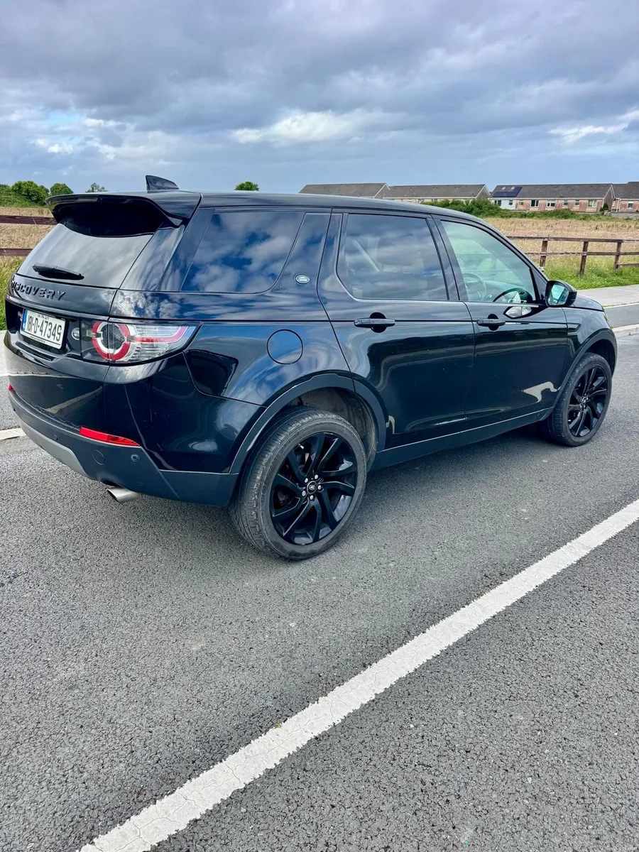 Land Rover Discovery Sport HSE 2.0 Automatic - Image 1