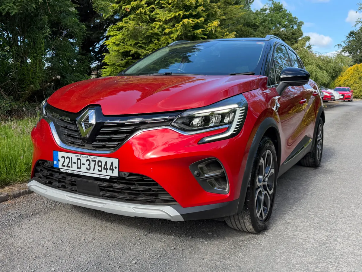 2022 Renault Captur 1.3 TCe Intens Techpack — Auto - Image 1