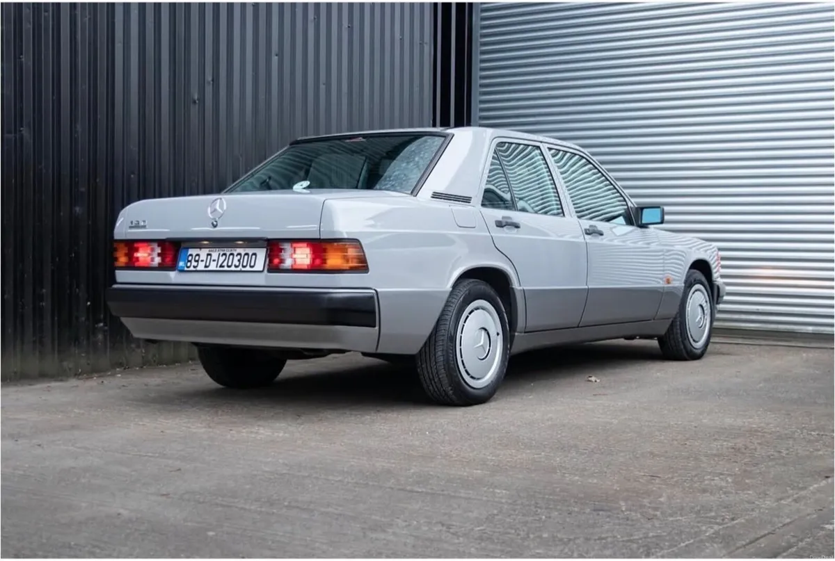 Mercedes-Benz 190 1989 - Image 3