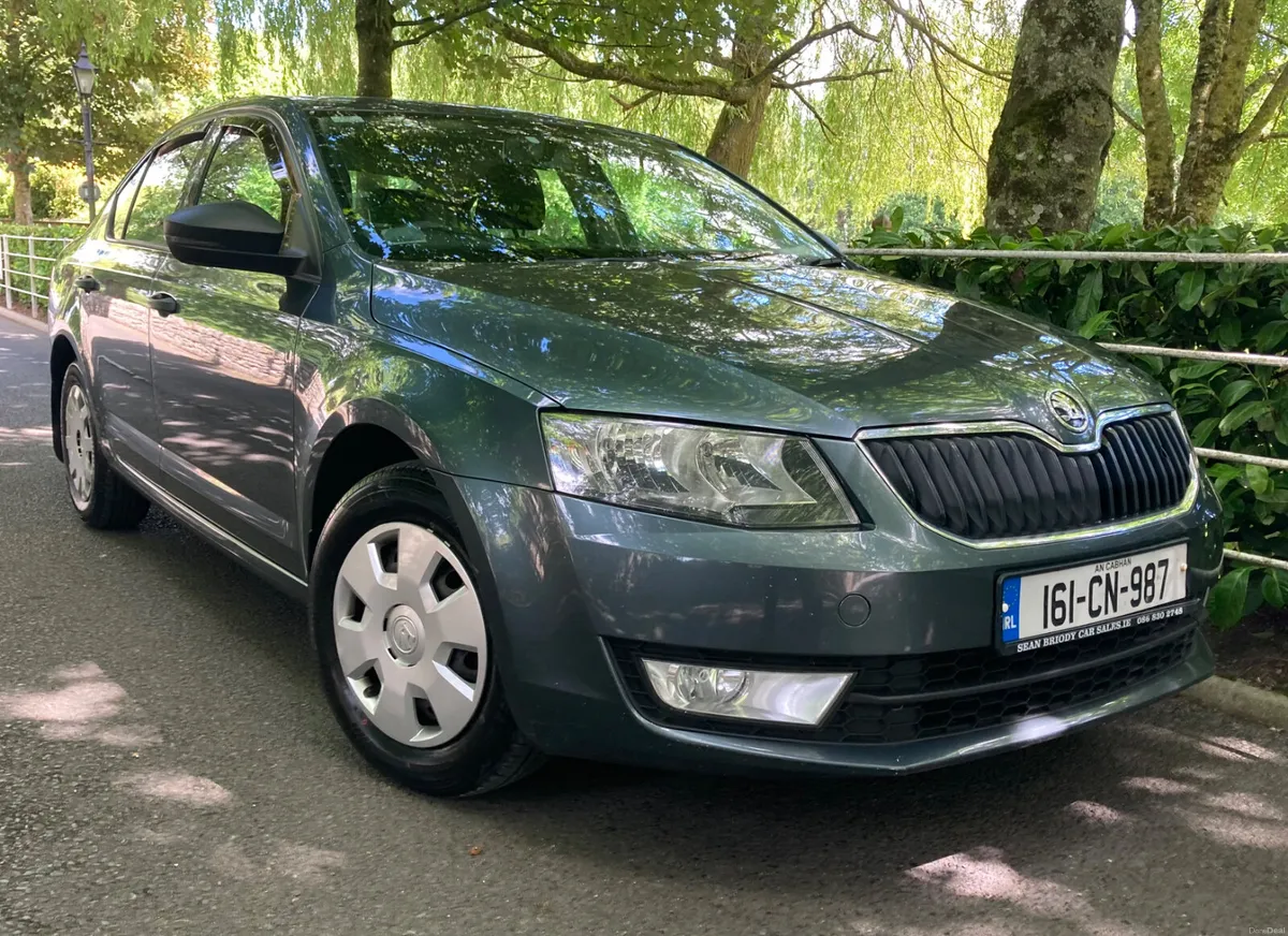 Skoda Octavia Deluxe Edition New Nct - Image 4