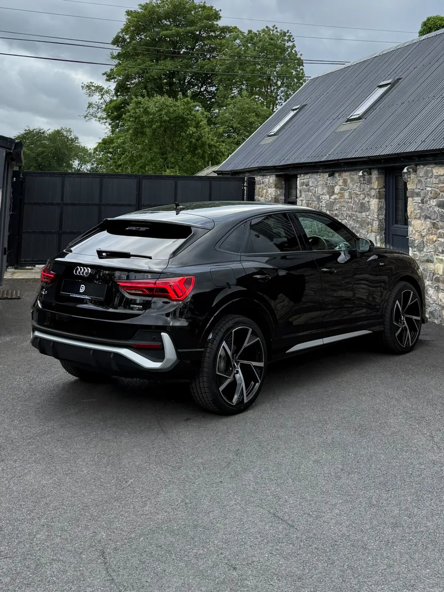 2020 AUDI Q3 35 TDI QUATTRO S LINE BLACK PACK - Image 6