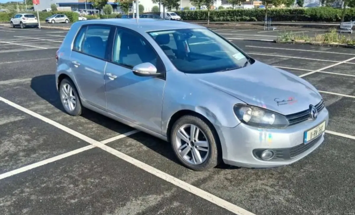 2011 VOLKSWAGEN GOLF TAX 10/26 - Image 1