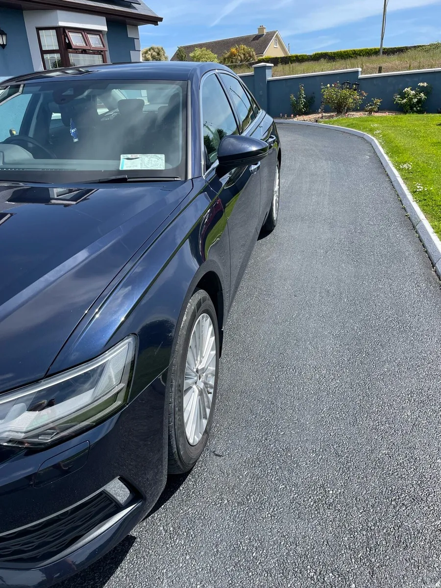 Audi A6 Saloon - Image 2