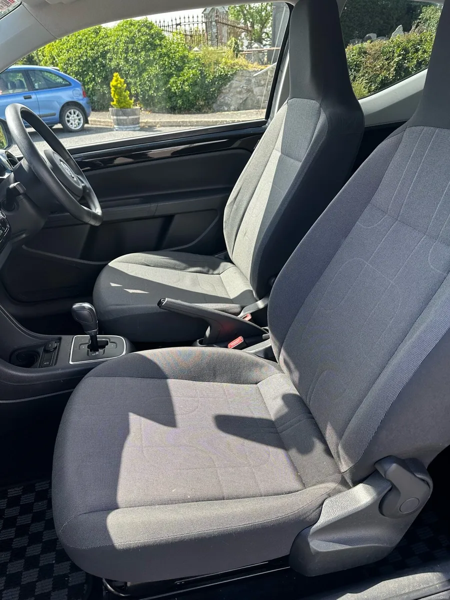 VW Up - Image 6
