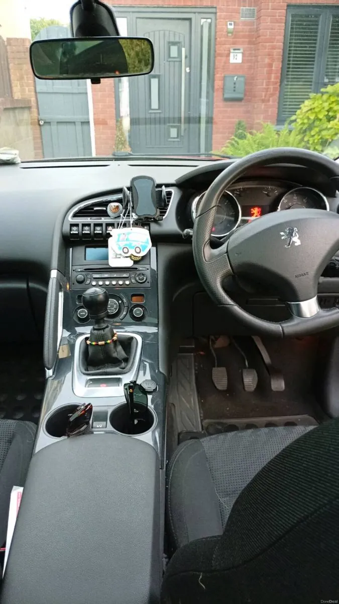 Peugeot 3008 - Image 2