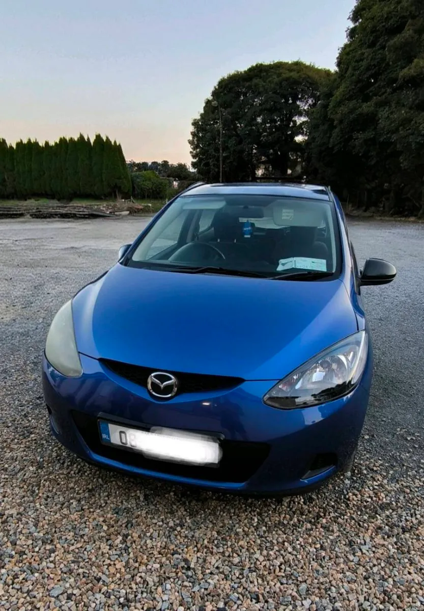 Mazda 2 2008 - Image 2