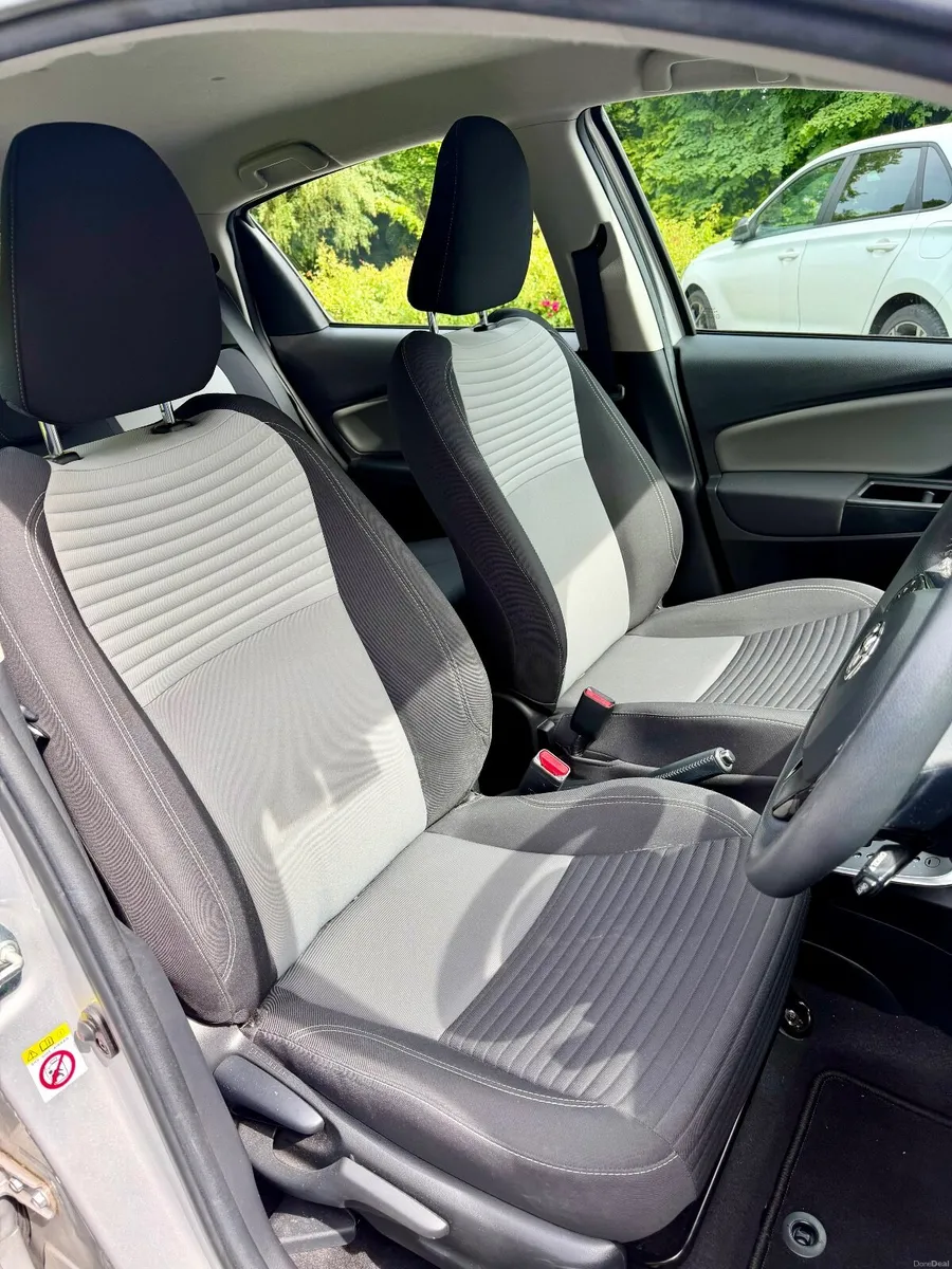 Toyota Yaris 2018 - Image 6