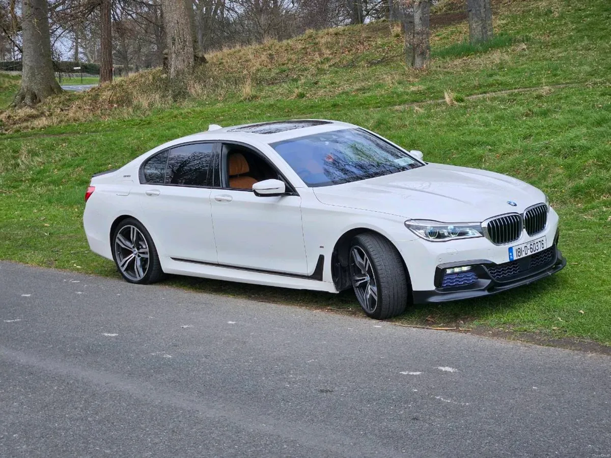 Bmw 740i 2018 - Image 2