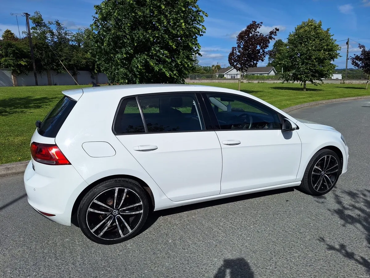 Volkswagen Golf - Image 2